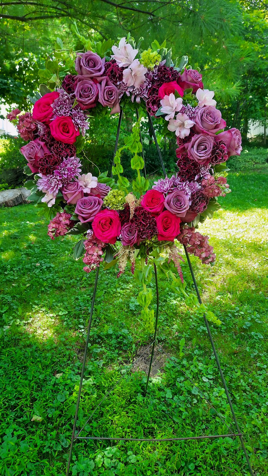 EMY Custom Flowers - Florist in Mahopac, NY | 121 Stillwater Rd, Mahopac, NY 10541, USA | Phone: (845) 531-9721