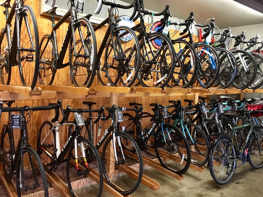 Handlebars Cycle Company | 685 Englewood Ave, Buffalo, NY 14223, USA | Phone: (716) 835-0334