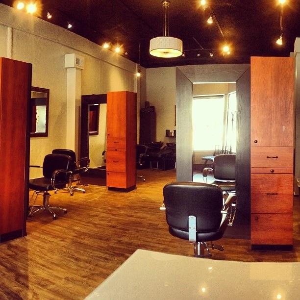 LolaMax Salon | 5452 Nicollet Ave, Minneapolis, MN 55419, USA | Phone: (952) 888-3660