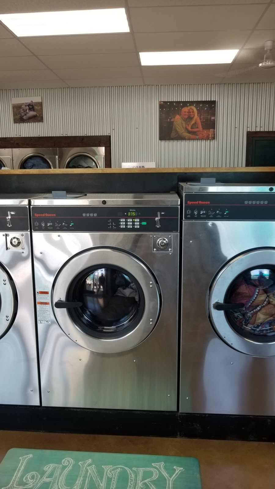 Woodsboro Laundromat | 914 Wood Ave, Woodsboro, TX 78393, USA | Phone: (361) 944-2077