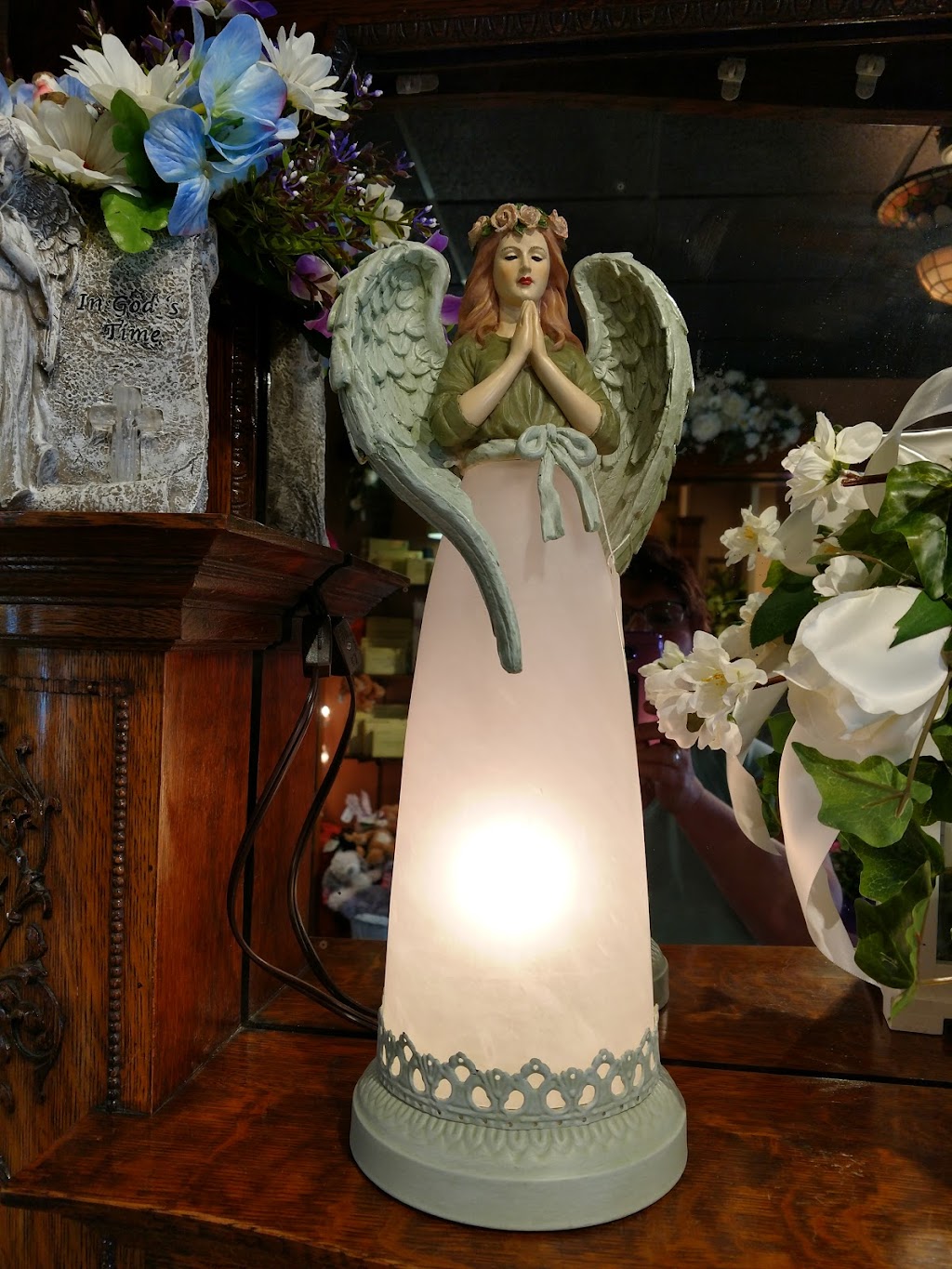 Cialella & Carney Floral Designs | 1006 S Mill St, New Castle, PA 16101, USA | Phone: (800) 652-8412