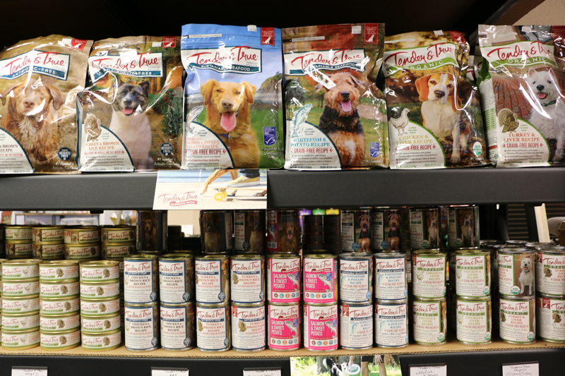 Pets Discount - Natural & Organic Pet Food | 739 N 132nd St, Omaha, NE 68154 | Phone: (402) 504-1945