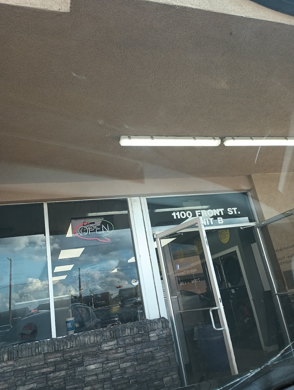 The Laundry Depot - East Front St | 1100 E Front St, Alice, TX 78332, USA | Phone: (361) 396-0735