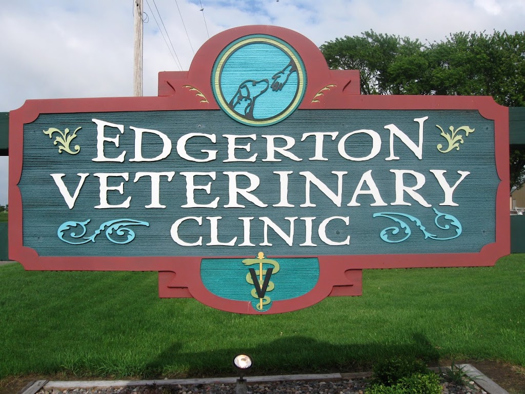 Edgerton Veterinary Clinic | 553 Lake Drive Rd, Edgerton, WI 53534, USA | Phone: (608) 884-3311