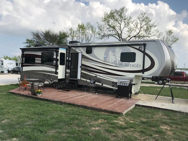 Granbury RV Resort | 1800 Mambrino Hwy, Granbury, TX 76048 | Phone: (817) 776-1902