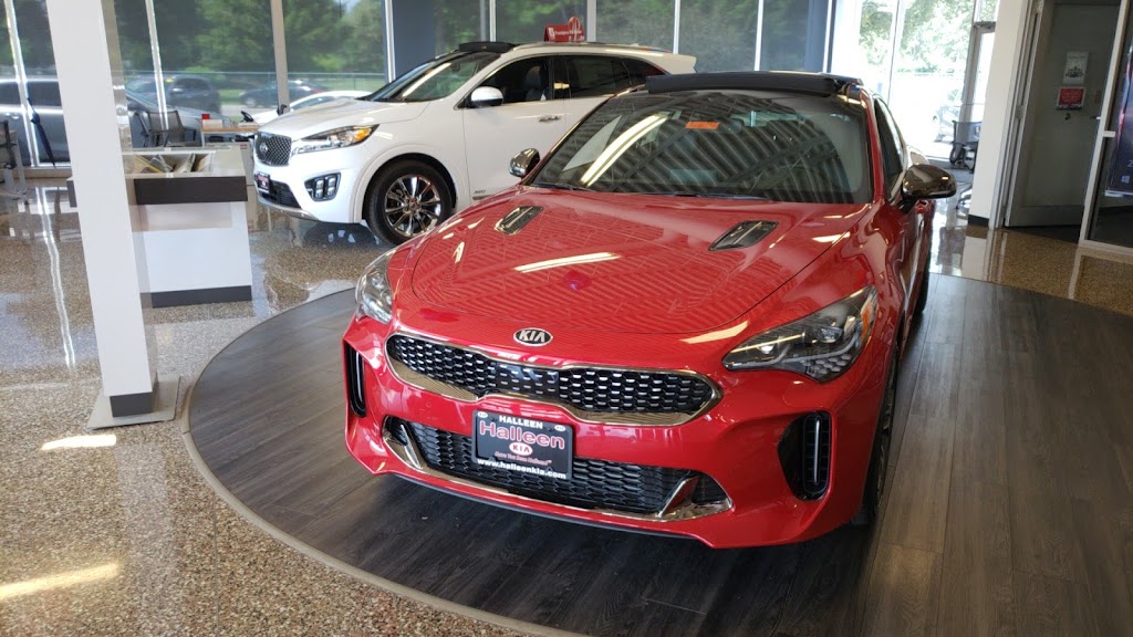 Halleen Kia - car dealer  | Photo 7 of 10 | Address: 27932 Lorain Rd, North Olmsted, OH 44070, USA | Phone: (440) 777-2424