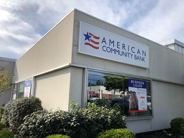 American Community Bank | 799 Hillside Avenue, New Hyde Park, NY 11040, USA | Phone: (516) 502-6611