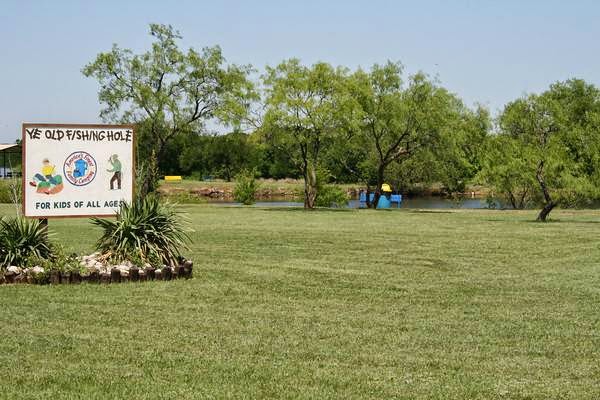 Thousand Trails Bay Landing | 2305 US-380, Bridgeport, TX 76426, USA | Phone: (940) 683-3016