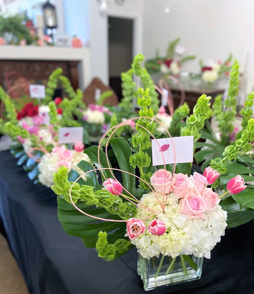 The Organic Bouquet & Event Designing by KJ | Purple Finch Cir, Lakewood Ranch, FL 34202, USA | Phone: (941) 284-3118