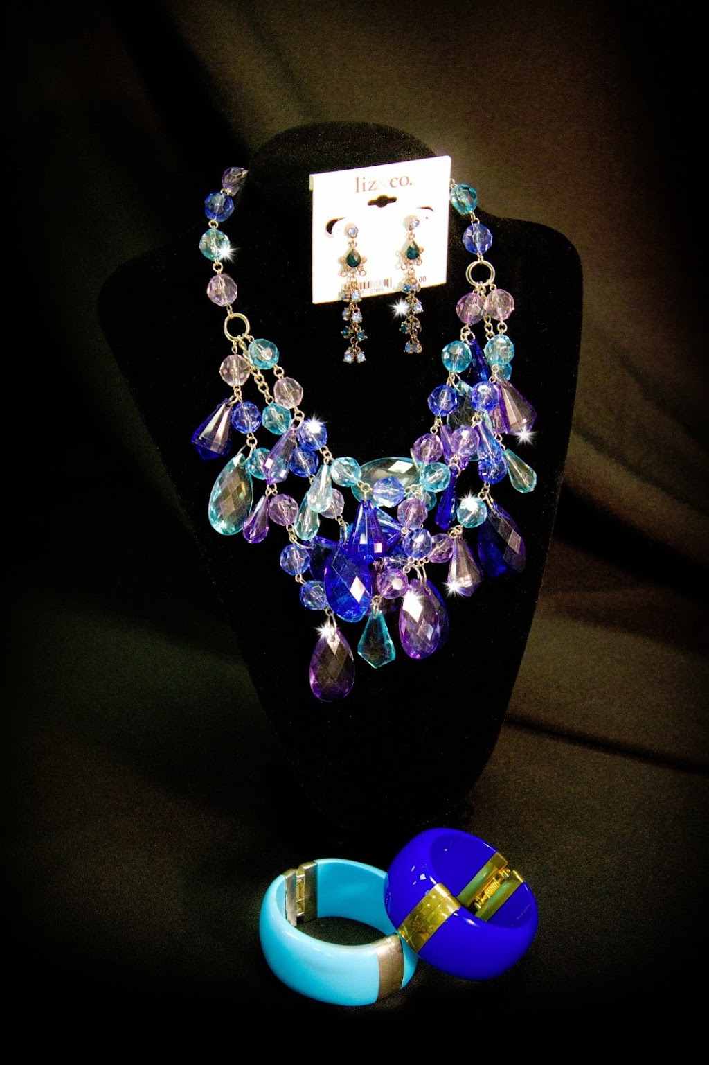 Texas Fashion Jewelry 11180 Harry Hines Blvd 101, Dallas, TX 75229