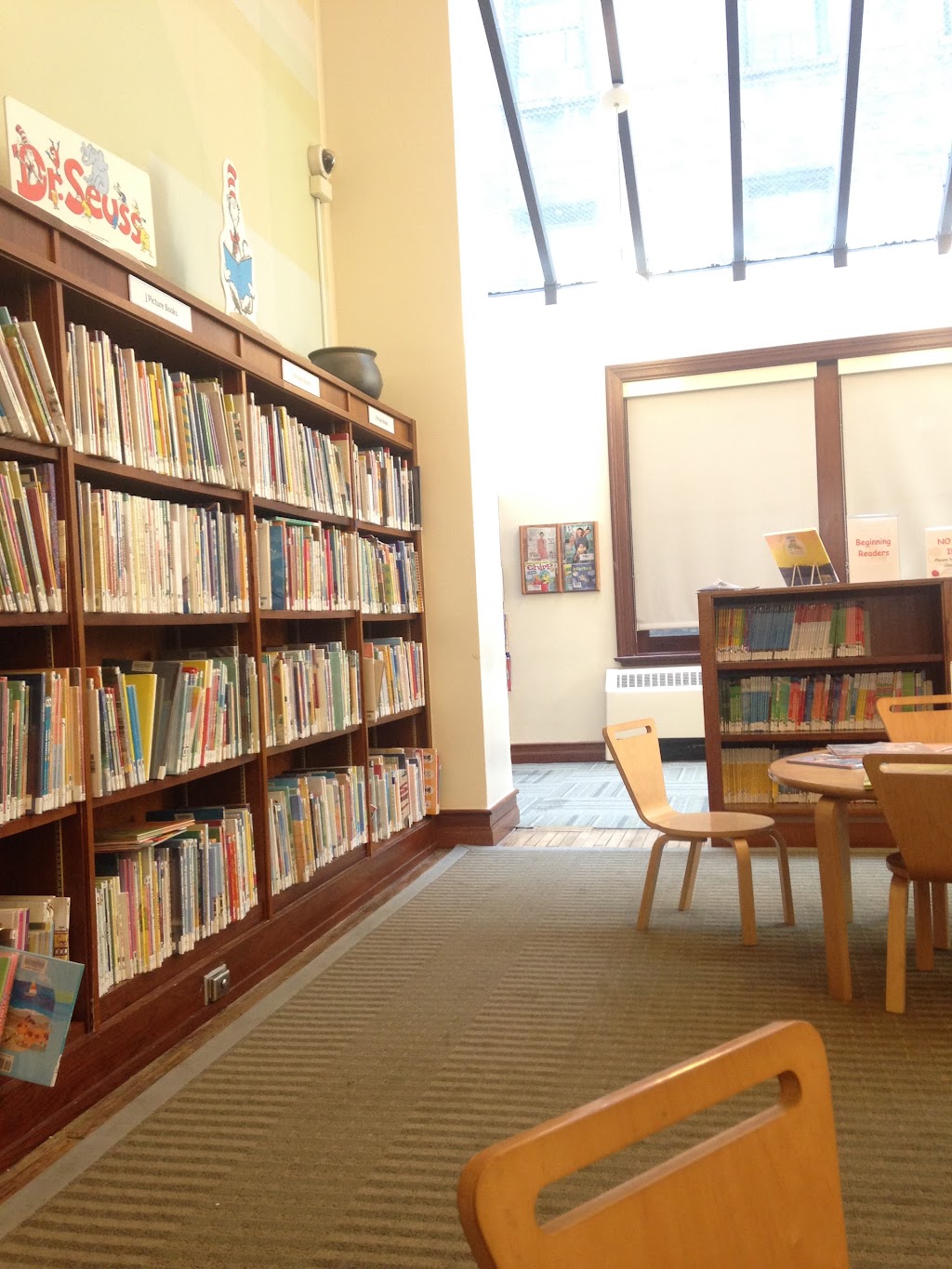 St. Agnes Library | 444 Amsterdam Ave, New York, NY 10024, USA | Phone: (212) 621-0619