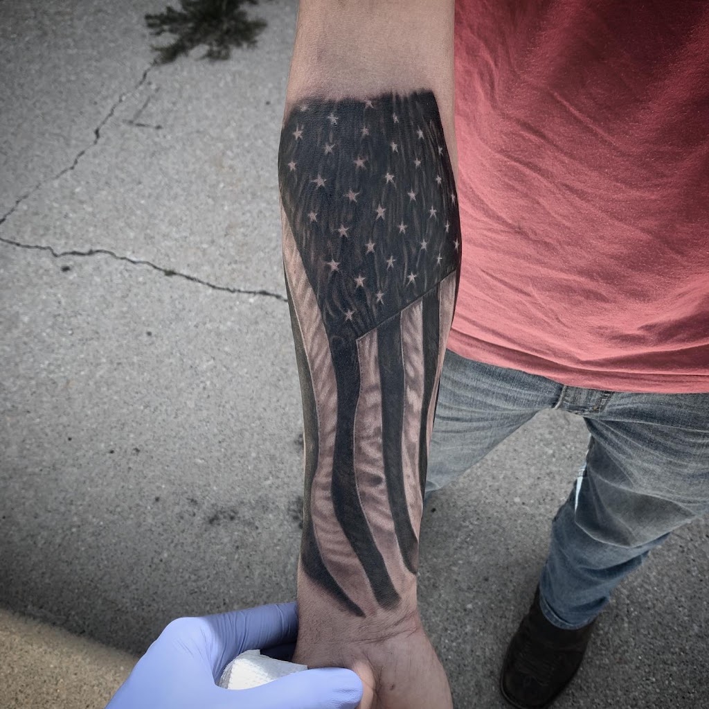 Lake state tattoo co | 22448 Huron River Dr, Rockwood, MI 48173, USA | Phone: (734) 236-4245