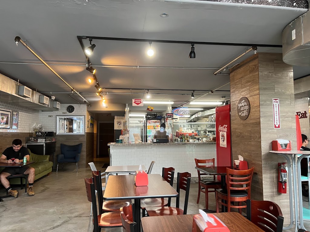 New York Pizza & Restaurant | 245 NE 14th St #103, Miami, FL 33132, USA | Phone: (786) 717-5582