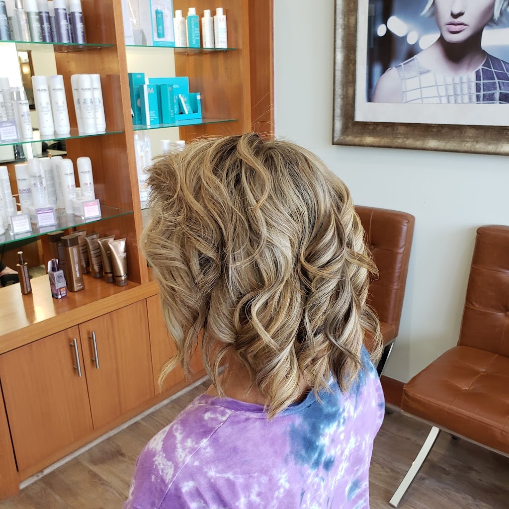 Greenwich Top Salon | 1267 E Putnam Ave, Riverside, CT 06878, USA | Phone: (203) 637-4331