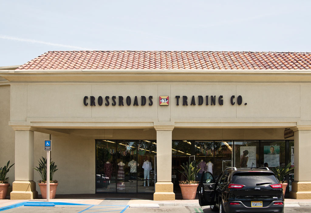 Crossroads Trading | 3877 Alton Pkwy, Irvine, CA 92606, USA | Phone: (949) 474-1545