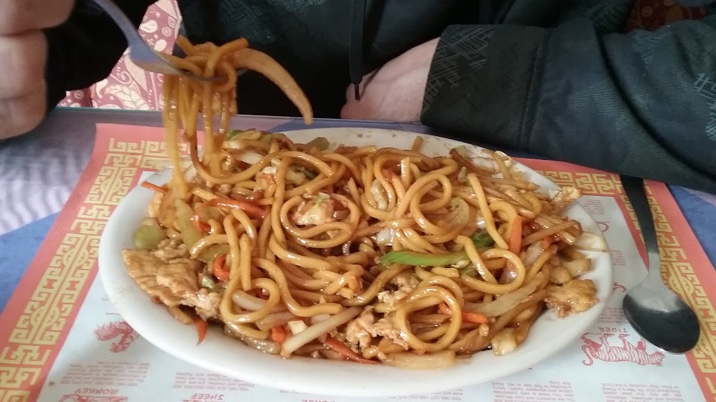 Chef Peng Chinese Restaurant | 115 W King St, Garrett, IN 46738, USA | Phone: (260) 553-4068