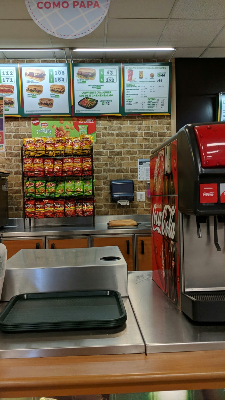 Subway | Terminal 1, Aeropuerto 15, Aeropuerto Abelardo L. Rodriguez, 22404 Tijuana, B.C., Mexico | Phone: 203 877 4281