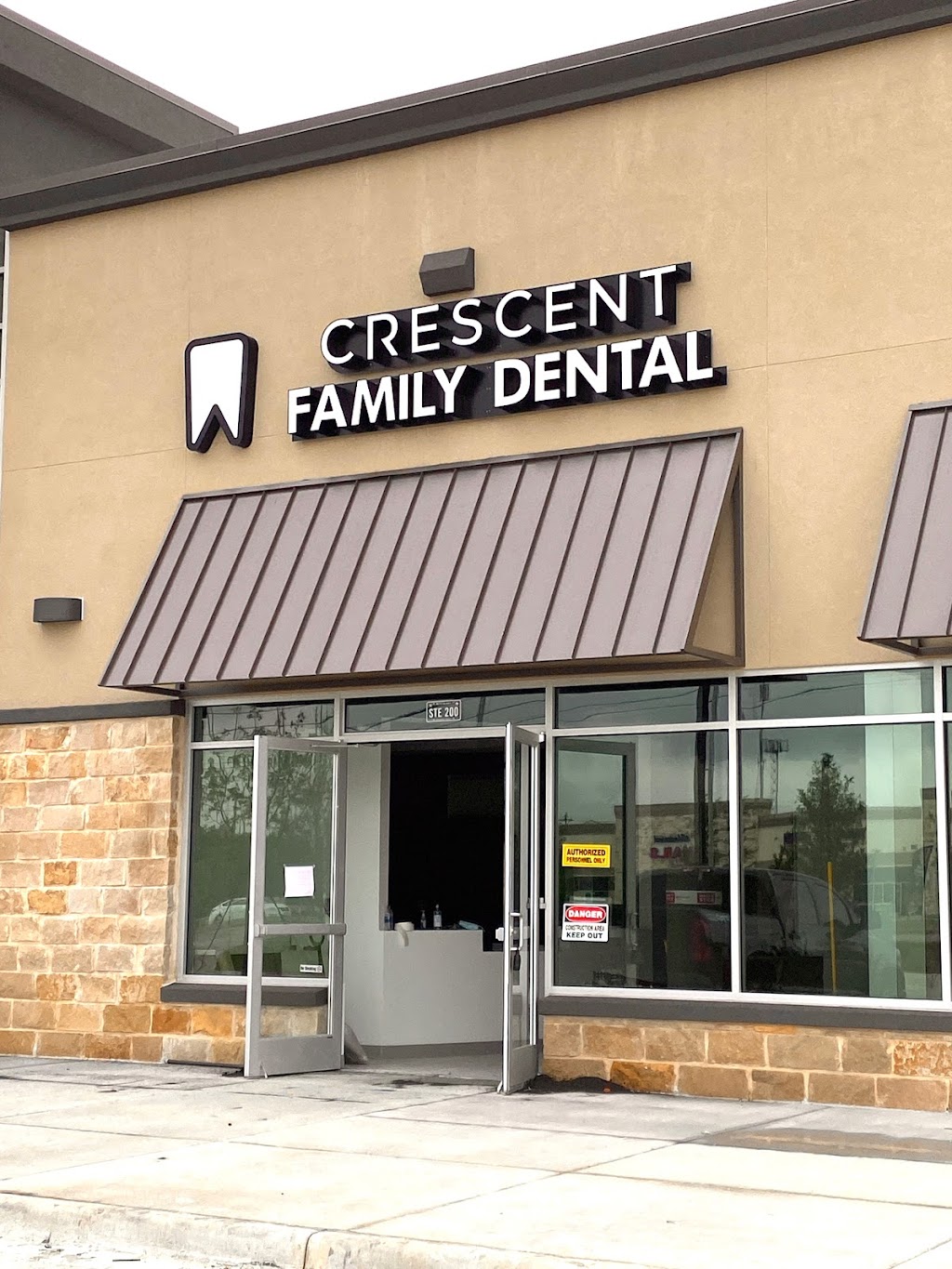 Crescent Family Dental | 7701 Stacy Rd Suite 200, McKinney, TX 75070, USA | Phone: (214) 945-4688