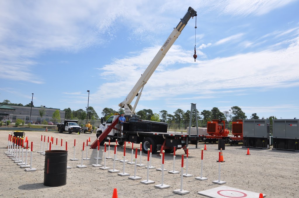 Crews Crane Training International Inc. | 120 Landmark Dr, Greensboro, NC 27409, USA | Phone: (336) 337-1043