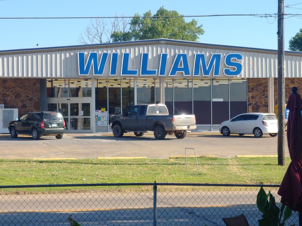 Williams Foods | 720 E Broadway St, Drumright, OK 74030 | Phone: (918) 352-3456