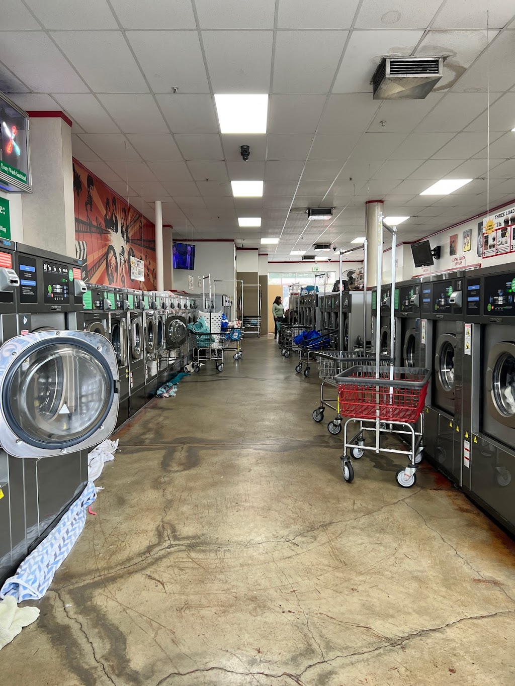 Burbank Laundry | 3423 W Victory Blvd, Burbank, CA 91505, USA | Phone: (818) 736-5563