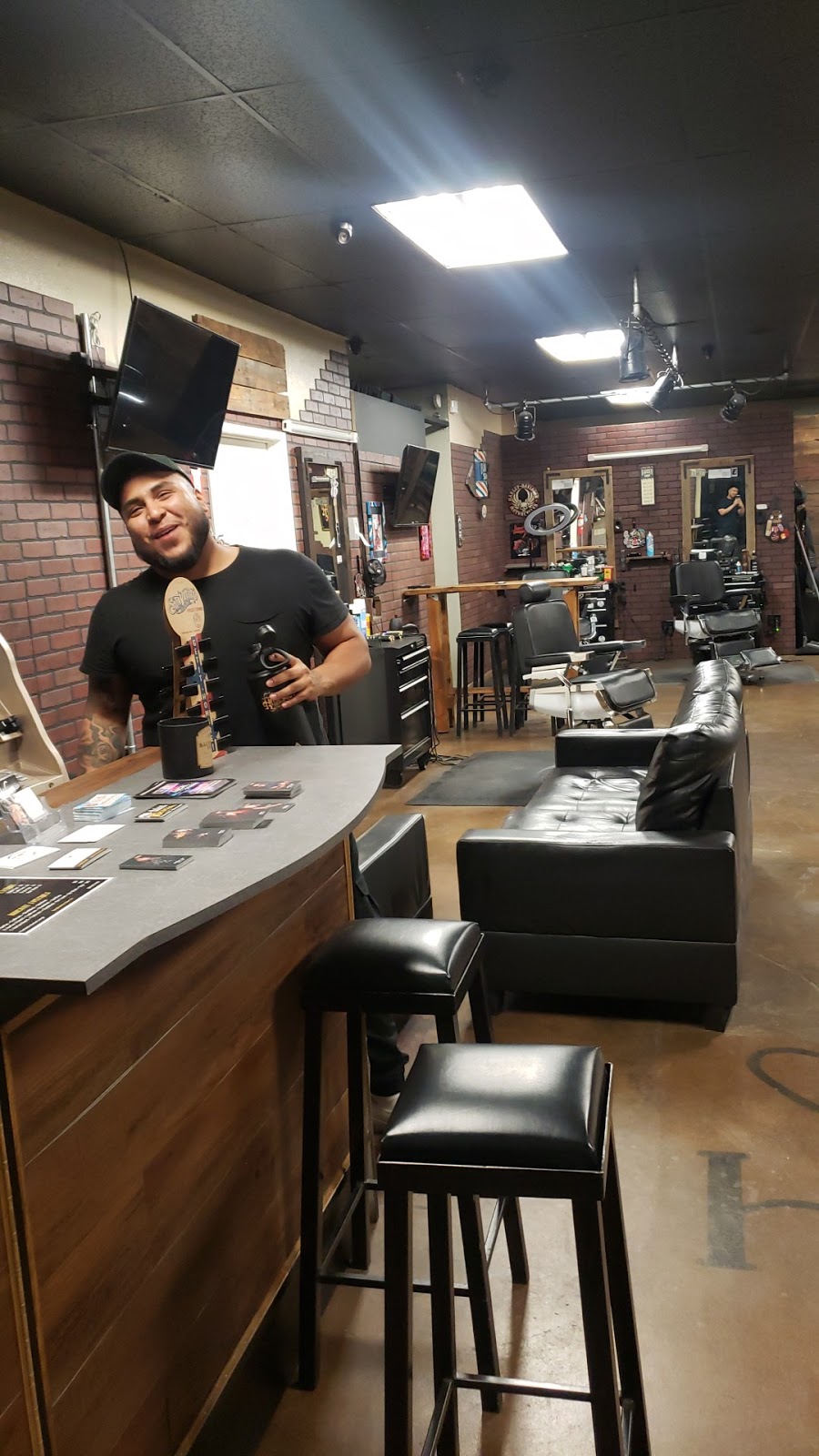 The HideOut Barber Lounge | 823 W Valley Blvd, Colton, CA 92324, USA | Phone: (909) 825-7828
