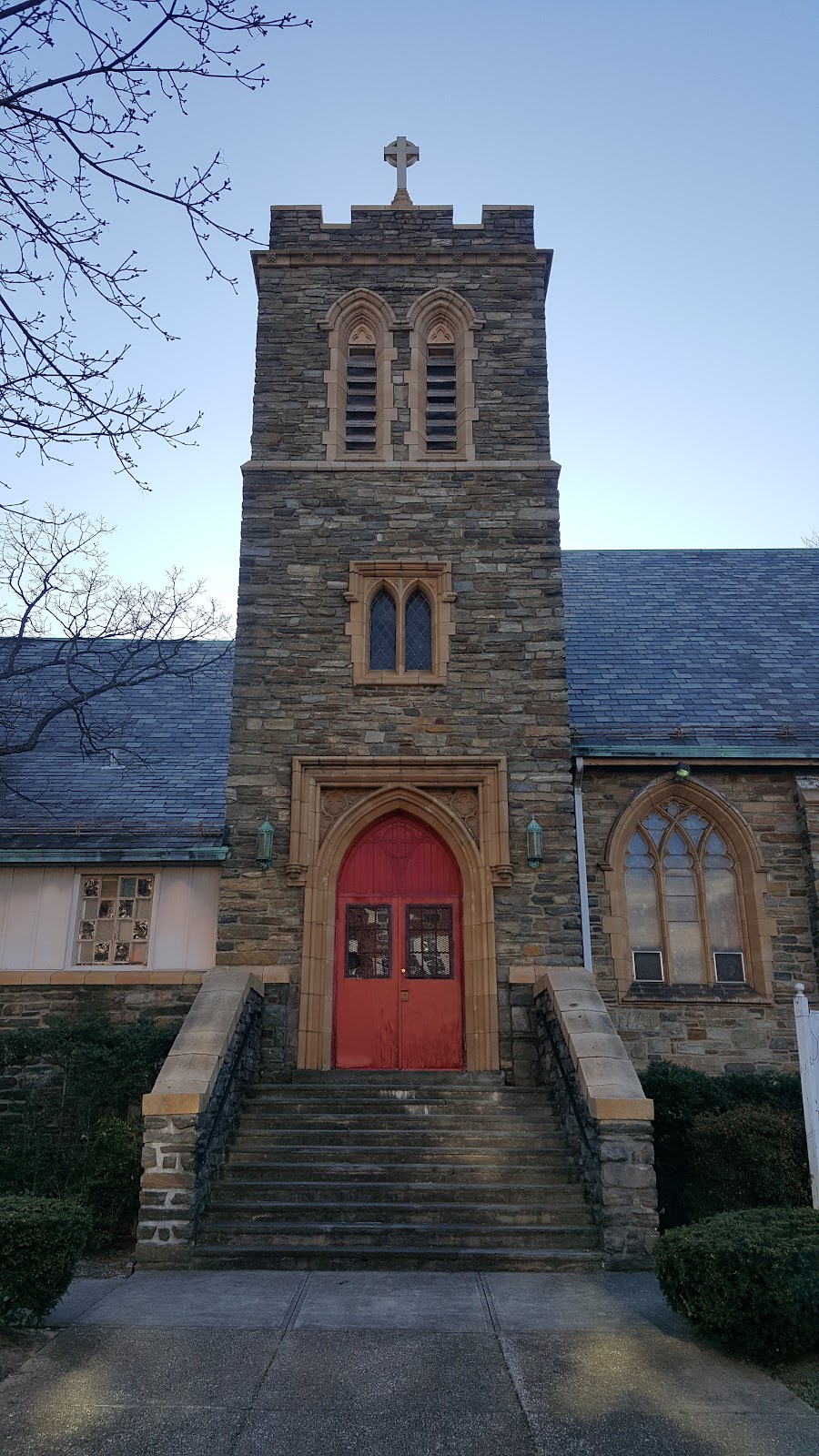 Christ Evangelical Lutheran Church-Iglesia Luterana de Cristo- | 61 N Grove St, Freeport, NY 11520, USA | Phone: (516) 378-1258
