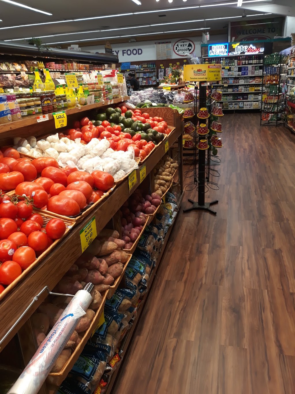 Holiday Farms Supermarket | 61-46 Springfield Blvd, Queens, NY 11364, USA | Phone: (718) 229-3509