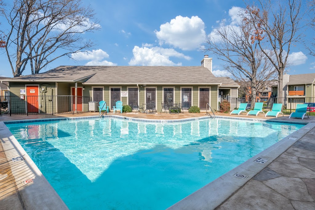 Cobble Hill Apartments | 6050 Oakland Hills Dr, Fort Worth, TX 76112, USA | Phone: (817) 968-1041