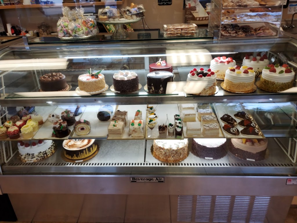 Oak Mill Bakery | 2490 S Wolf Rd, Des Plaines, IL 60018, USA | Phone: (224) 422-2500
