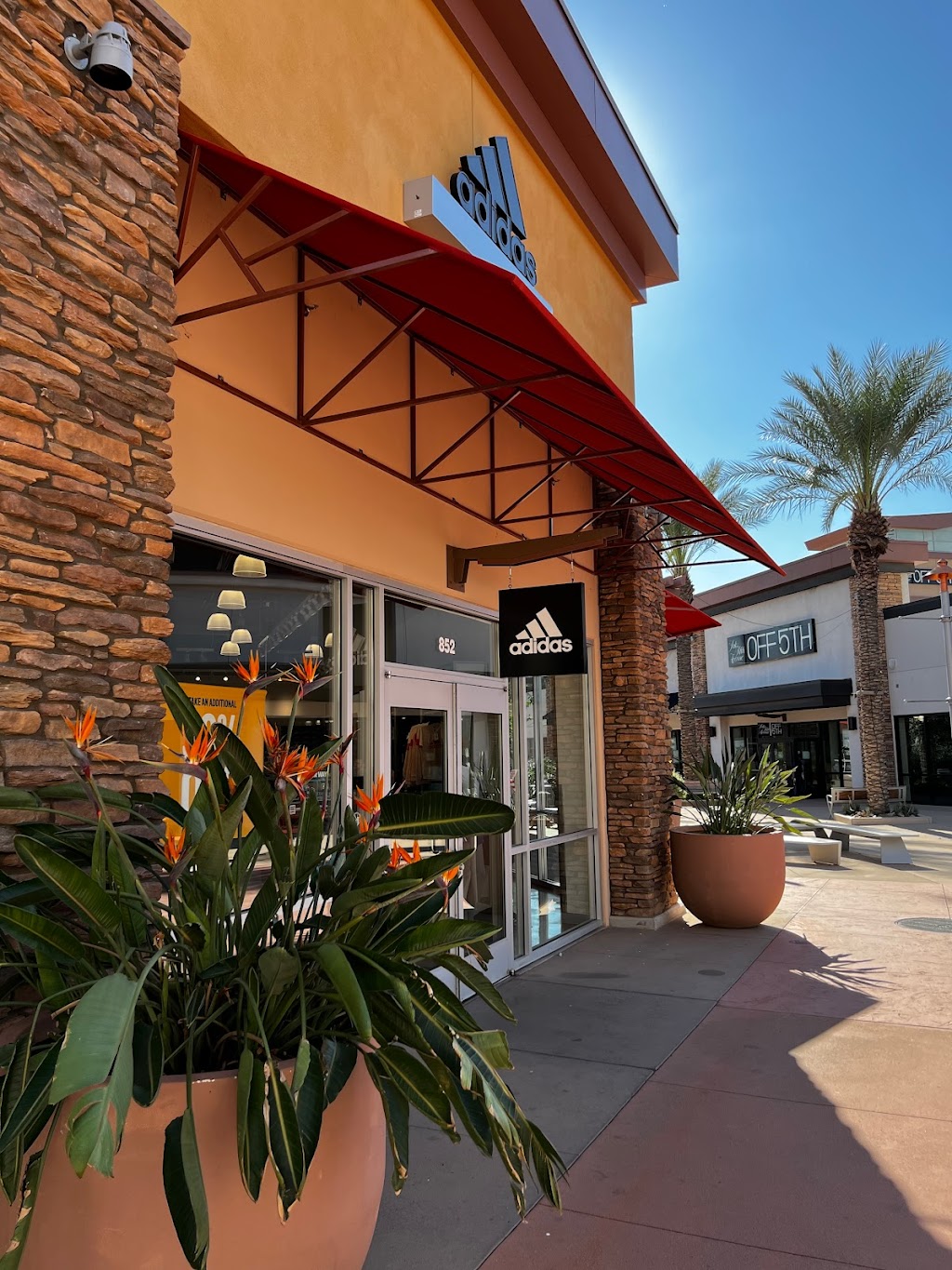 adidas Outlet Store Tucson | 6401 Marana Center Blvd, Tucson, AZ 85742, USA | Phone: (520) 353-3390