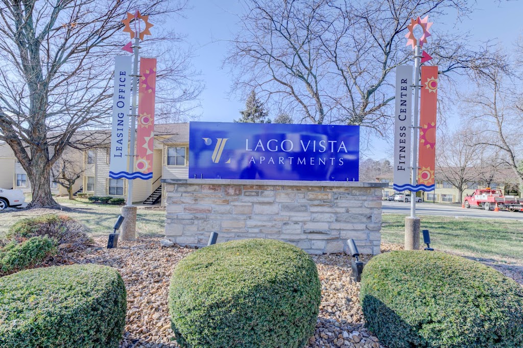 Lago Vista Apartments | 1300 Sun Lake Dr, St Charles, MO 63301, USA | Phone: (833) 850-4001