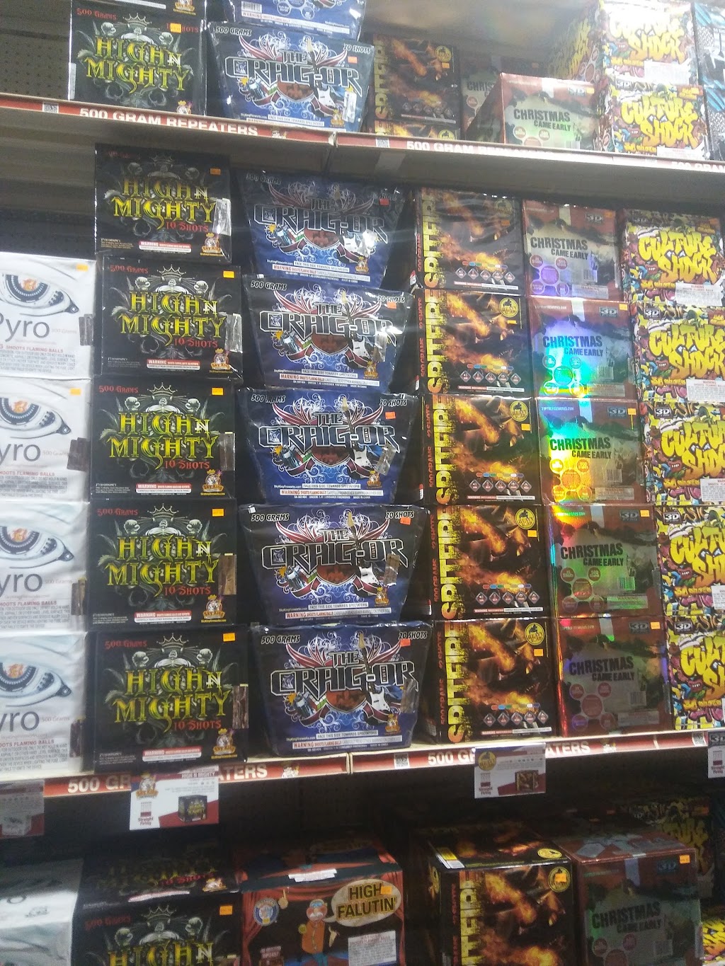 Sky King Fireworks | 8750 S Tamiami Trail, Sarasota, FL 34238, USA | Phone: (941) 966-5355