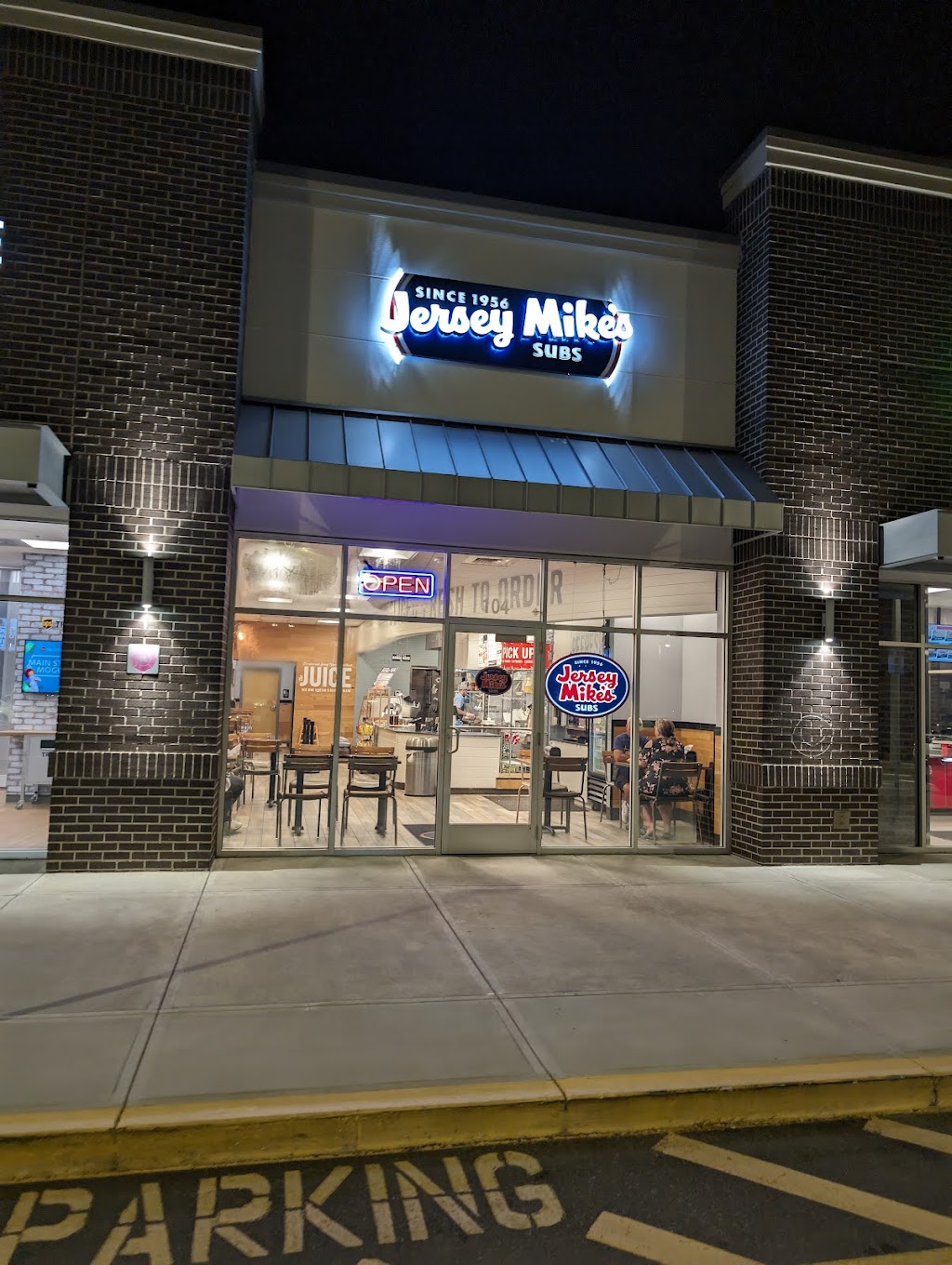 Jersey Mikes Subs | 1683 N Hancock Rd Ste 104, Minneola, FL 34715, USA | Phone: (352) 833-7599