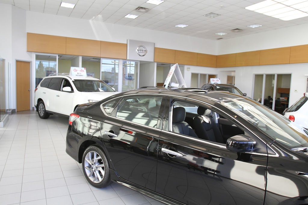 Infiniti of Windsor | 9760 Tecumseh Rd E, Windsor, ON N8R 1A2, Canada | Phone: (519) 979-7925