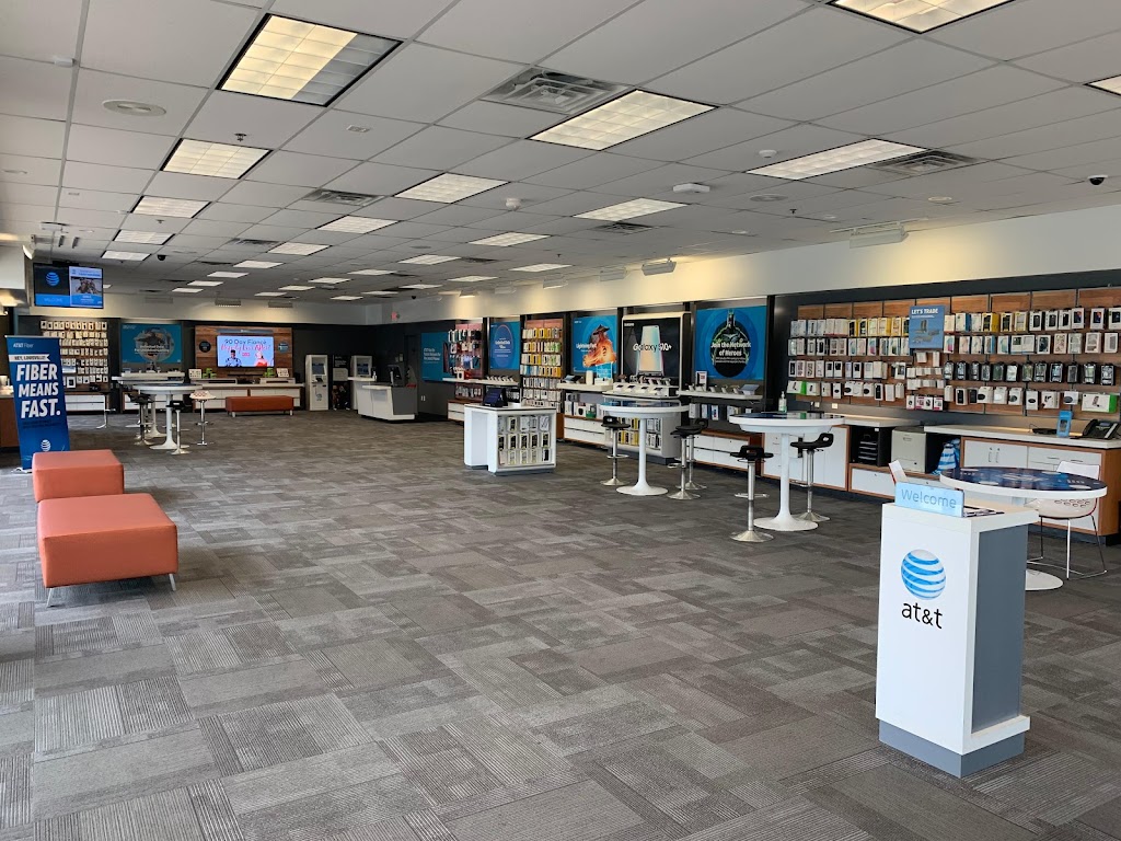 AT&T Store | 6661 Dixie Hwy, Louisville, KY 40258, USA | Phone: (502) 933-2181