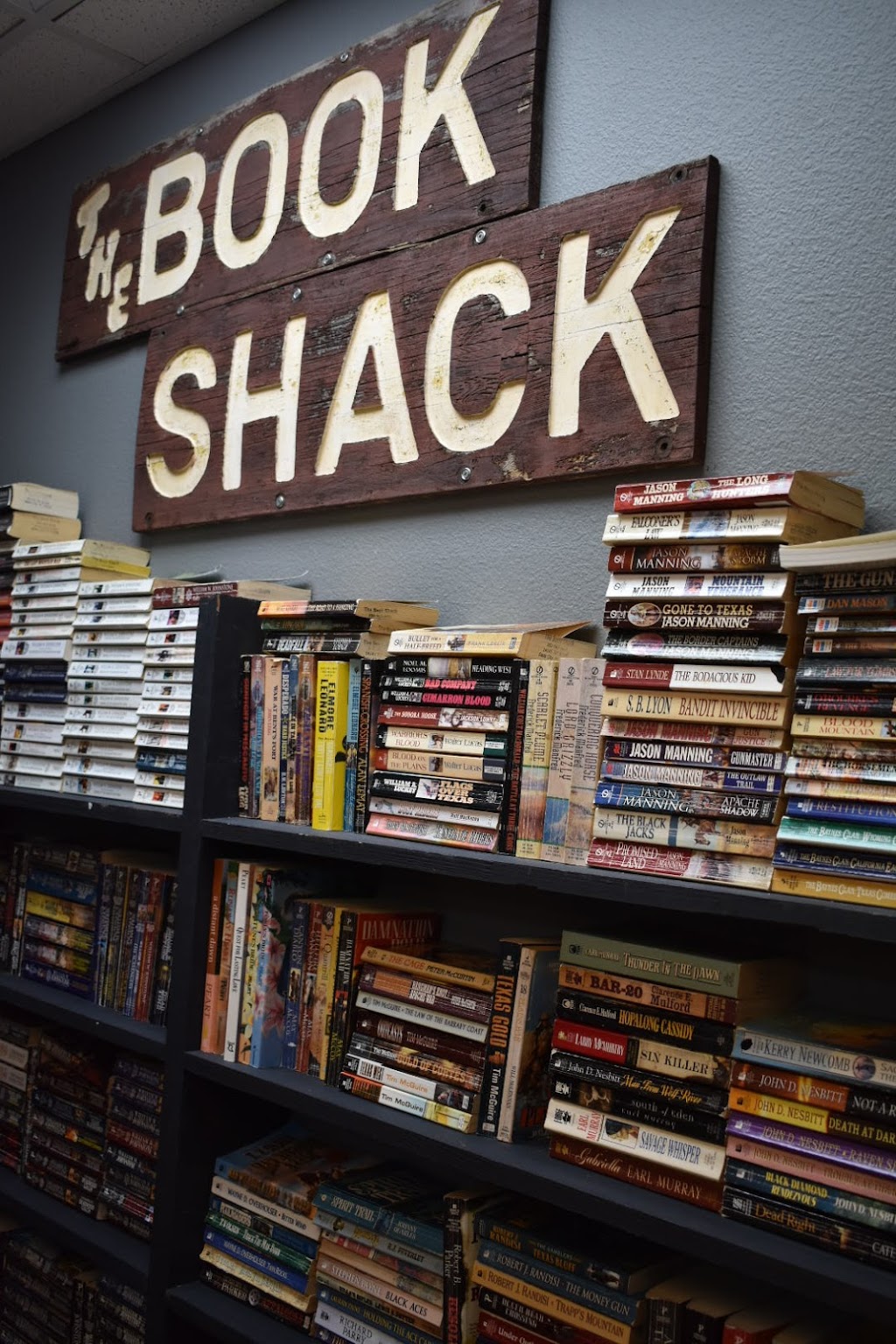 The Book Shack | 14145 7th St, Dade City, FL 33525, USA | Phone: (352) 567-5001