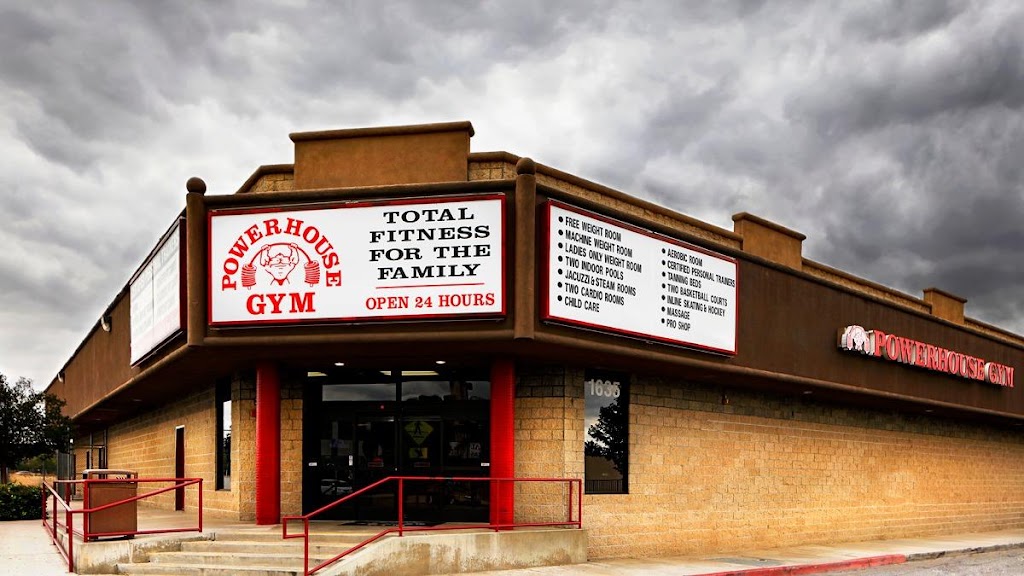 Powerhouse Gym San Jacinto | 1635 S San Jacinto Ave, San Jacinto, CA 92583, USA | Phone: (951) 487-0725