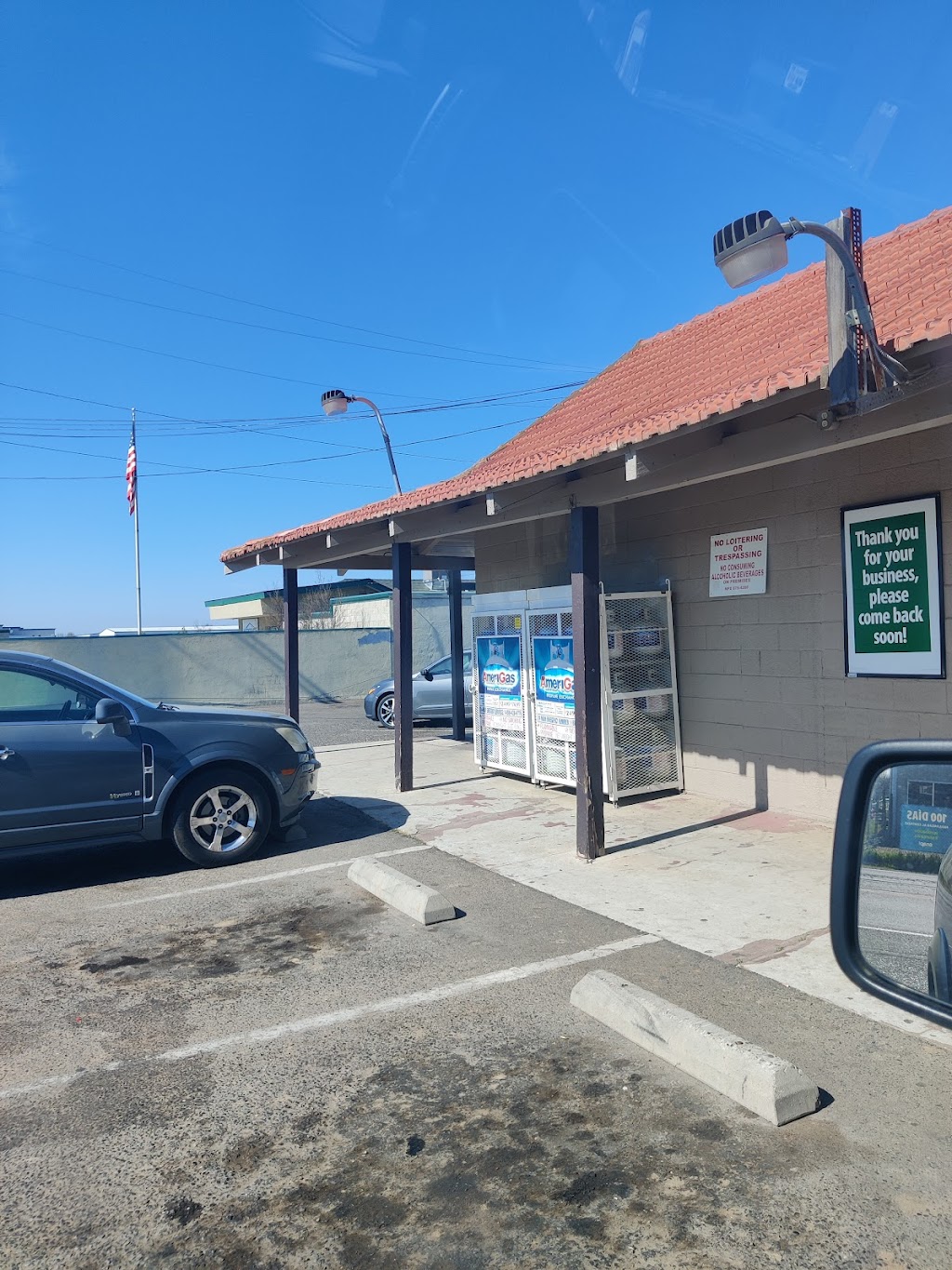 MONTYS GAS | 3341 Howard Rd, Madera, CA 93637, USA | Phone: (559) 664-8148