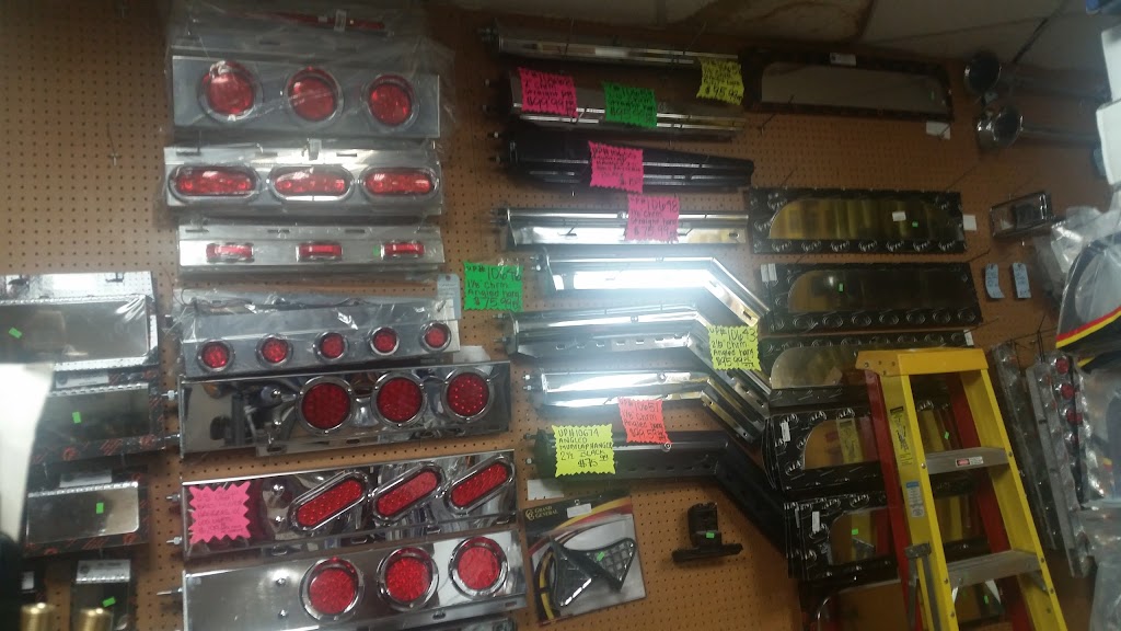 Maricelas Truck Accessories Inc. | 31581 Castaic Rd, Castaic, CA 91384, USA | Phone: (661) 702-1580