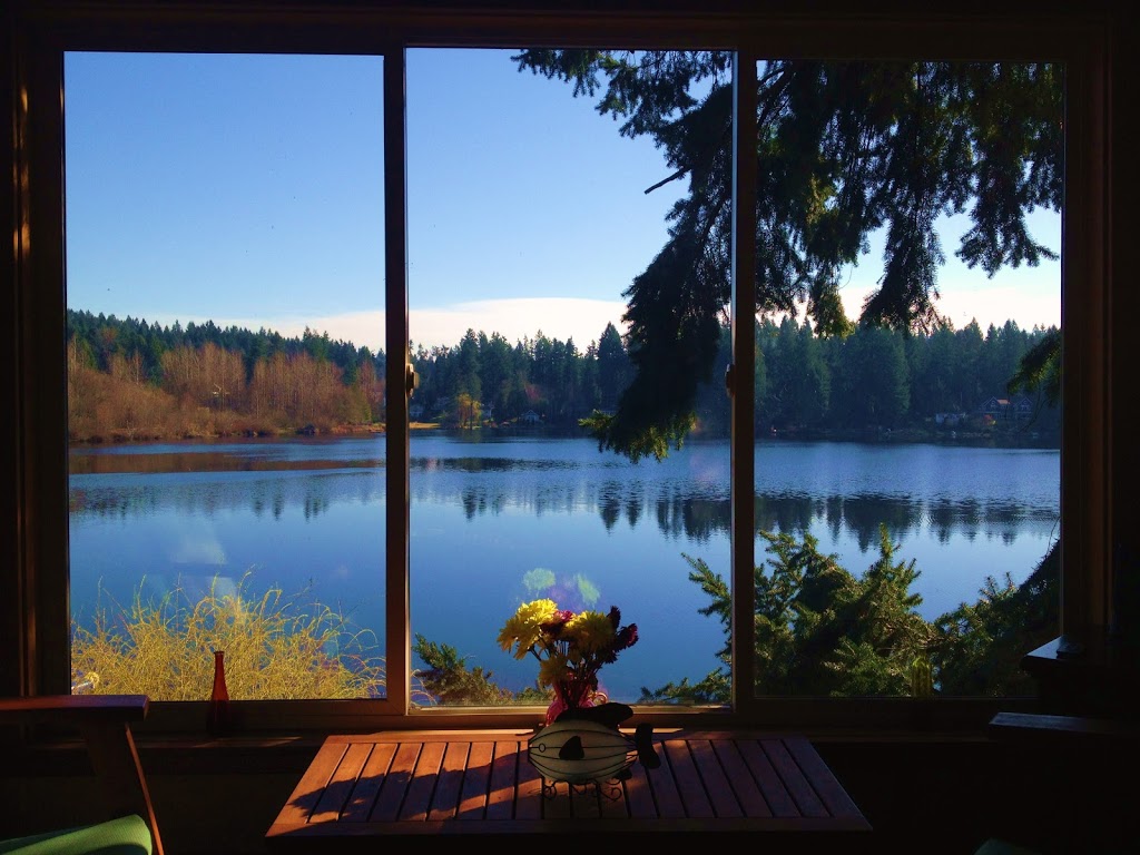 Cottage Lake Bed and Breakfast | 17324 185th Ave NE, Woodinville, WA 98072, USA | Phone: (425) 236-9146