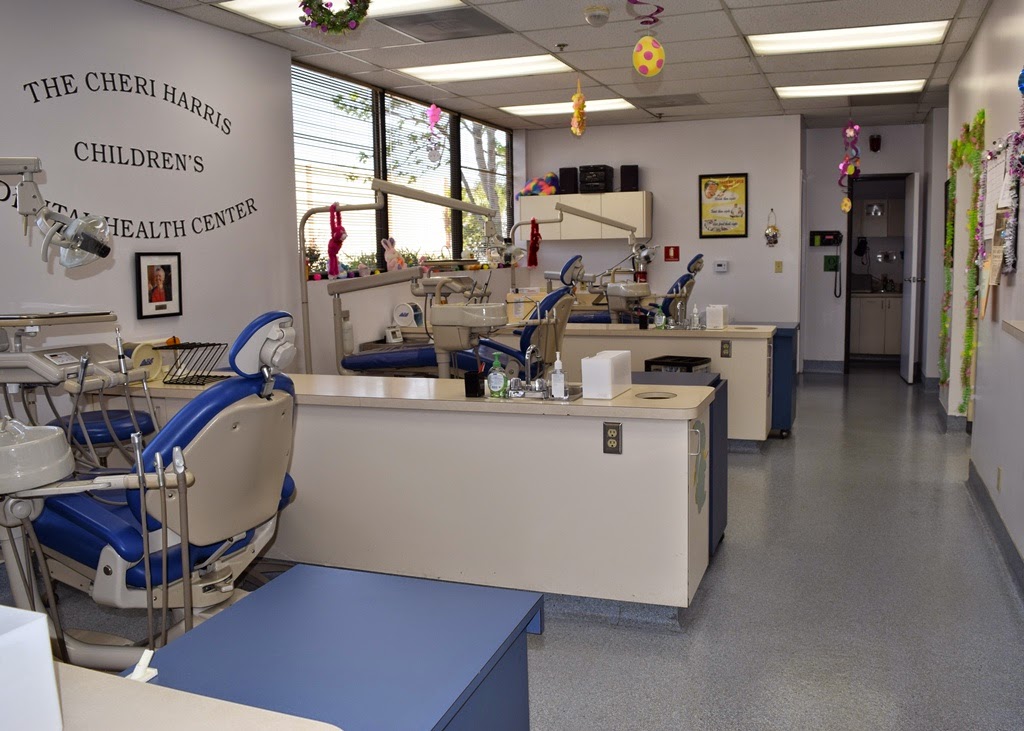 Cheri Harris Dental Center | 2220 Fairview Rd #2, Costa Mesa, CA 92627, USA | Phone: (949) 645-2882