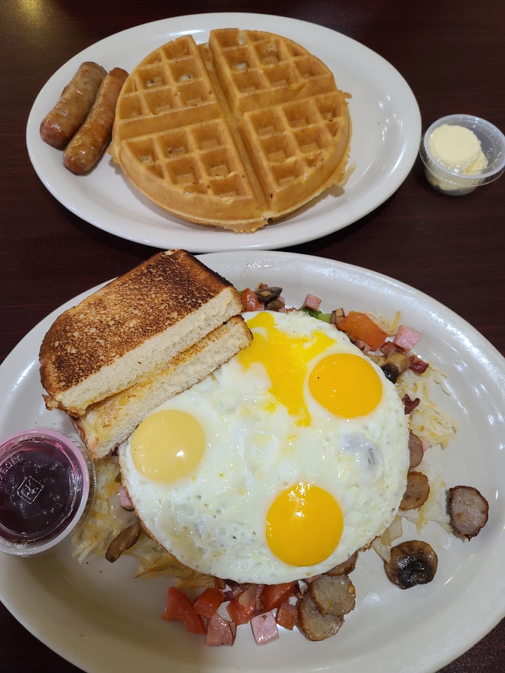 Patty’s Eggnest - Southcenter | 375 Strander Blvd, Tukwila, WA 98188 | Phone: (253) 220-8331