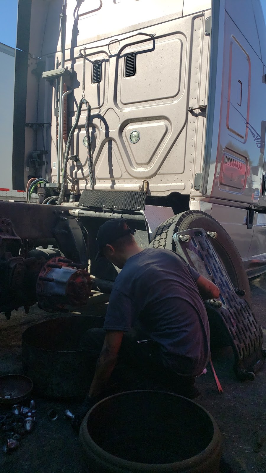 c. & c. truck repair | 915 Finn Rd suite 135, Wilmer, TX 75172 | Phone: (214) 317-8150