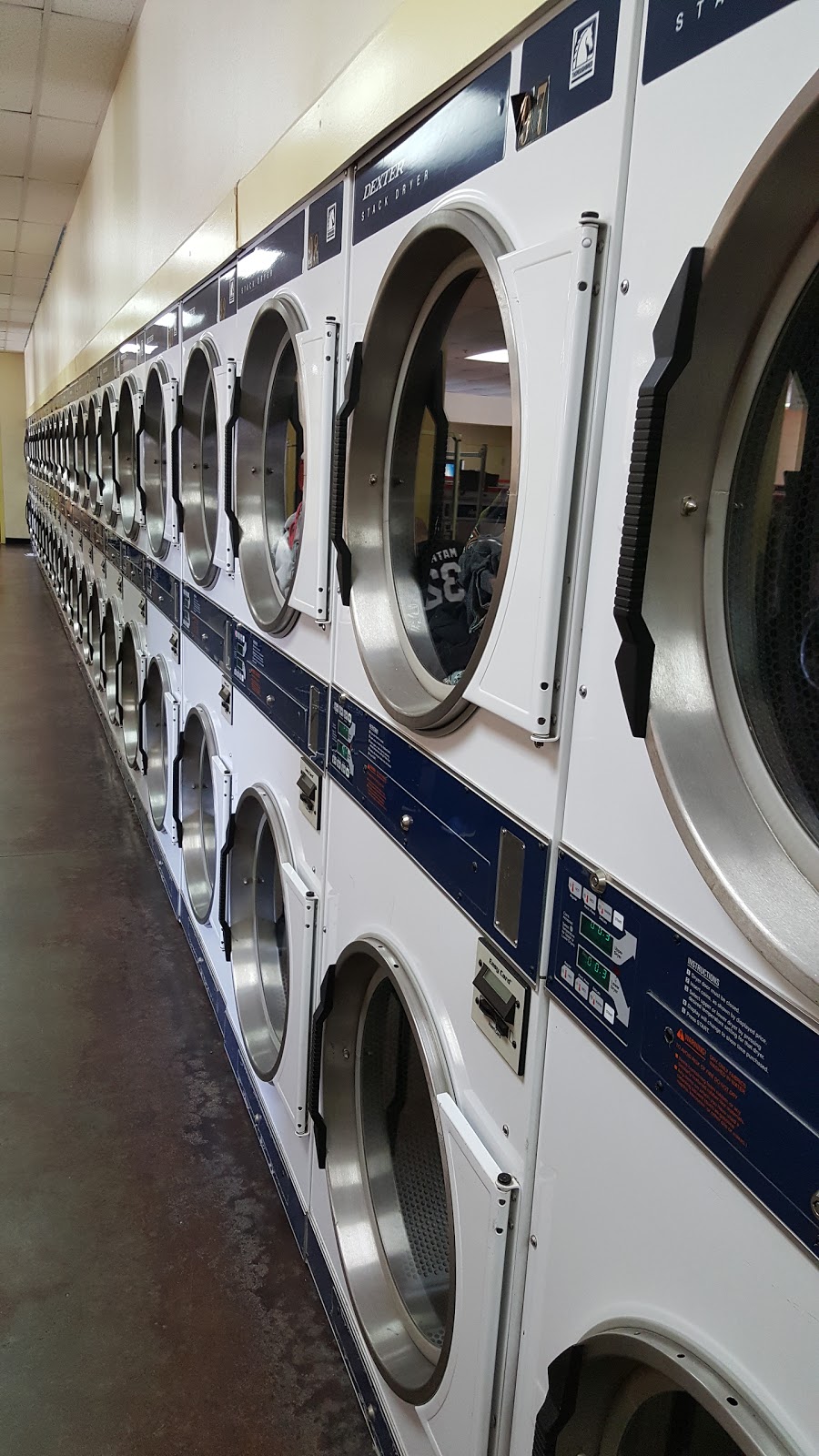 Rapid Wash Laundry | 505 N Central Ave, Avondale, AZ 85323, USA | Phone: (623) 925-2230
