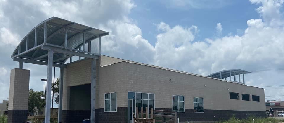 Bubble Island Express Carwash | 2106 N Saint Marys Street, Beeville, TX 78102, USA | Phone: (361) 343-5040