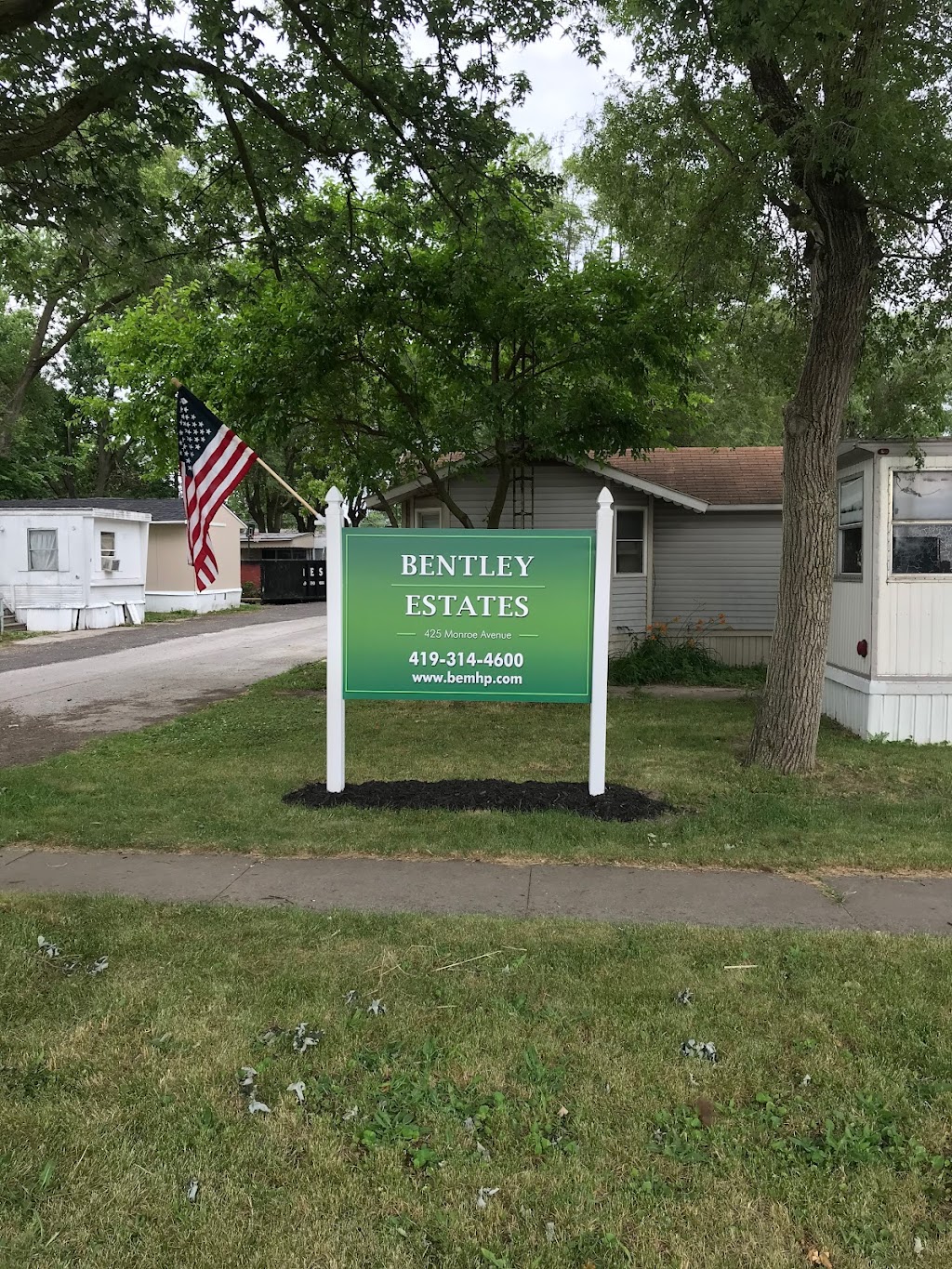 Bentley Estates | 425 Monroe Ave, Findlay, OH 45840, USA | Phone: (419) 314-4600