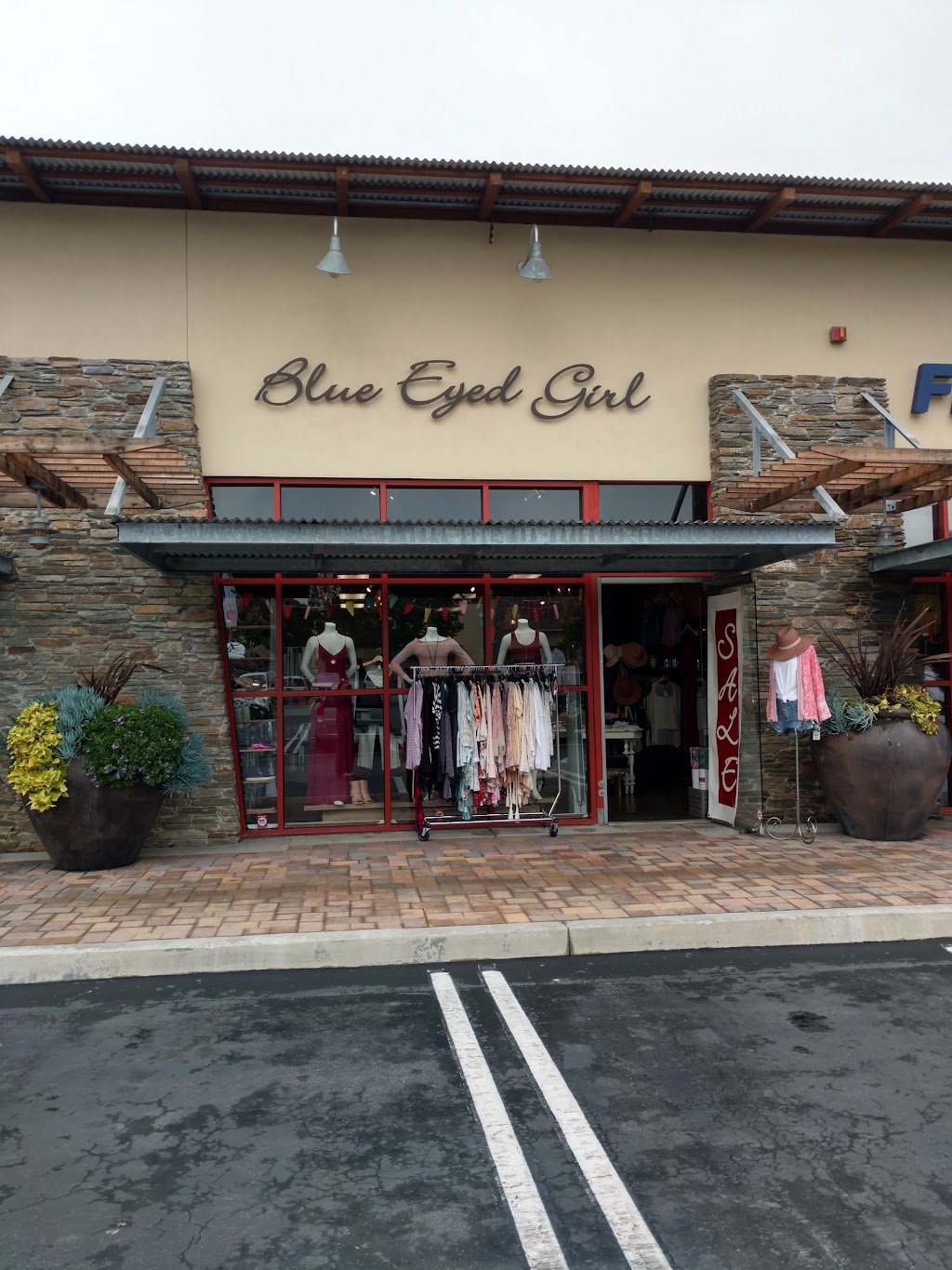 Blue Eyed Girl | 32341 Golden Lantern, Laguna Niguel, CA 92677, USA | Phone: (949) 429-8180