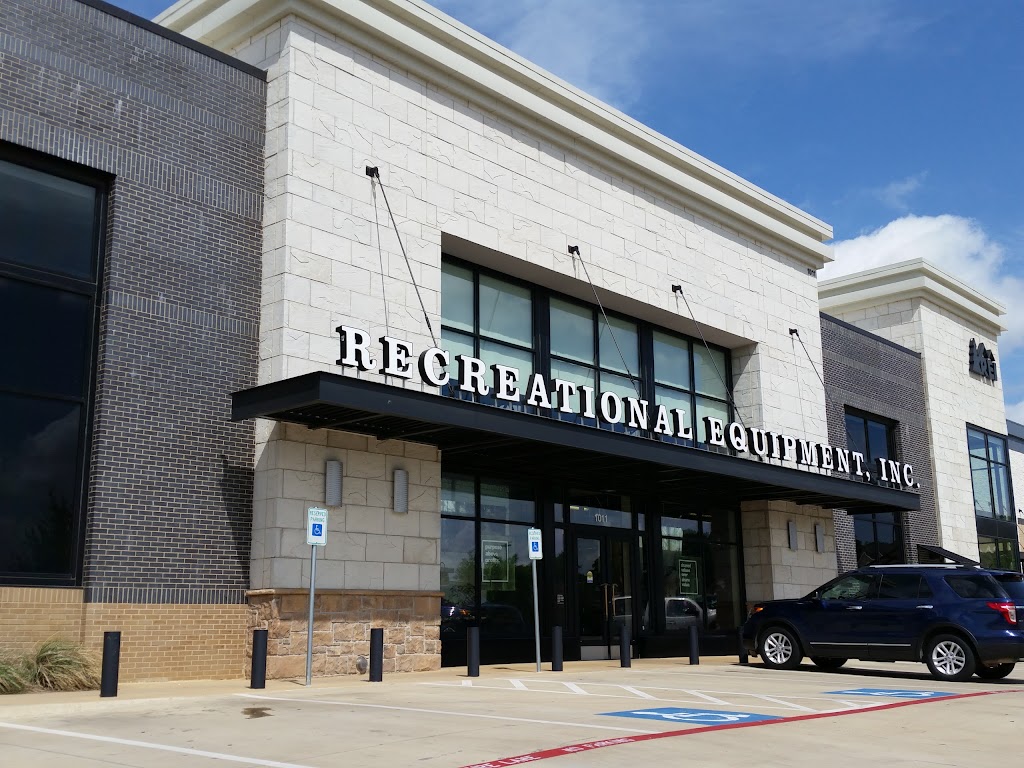 REI | 1011 E Southlake Blvd, Southlake, TX 76092, USA | Phone: (817) 416-0948