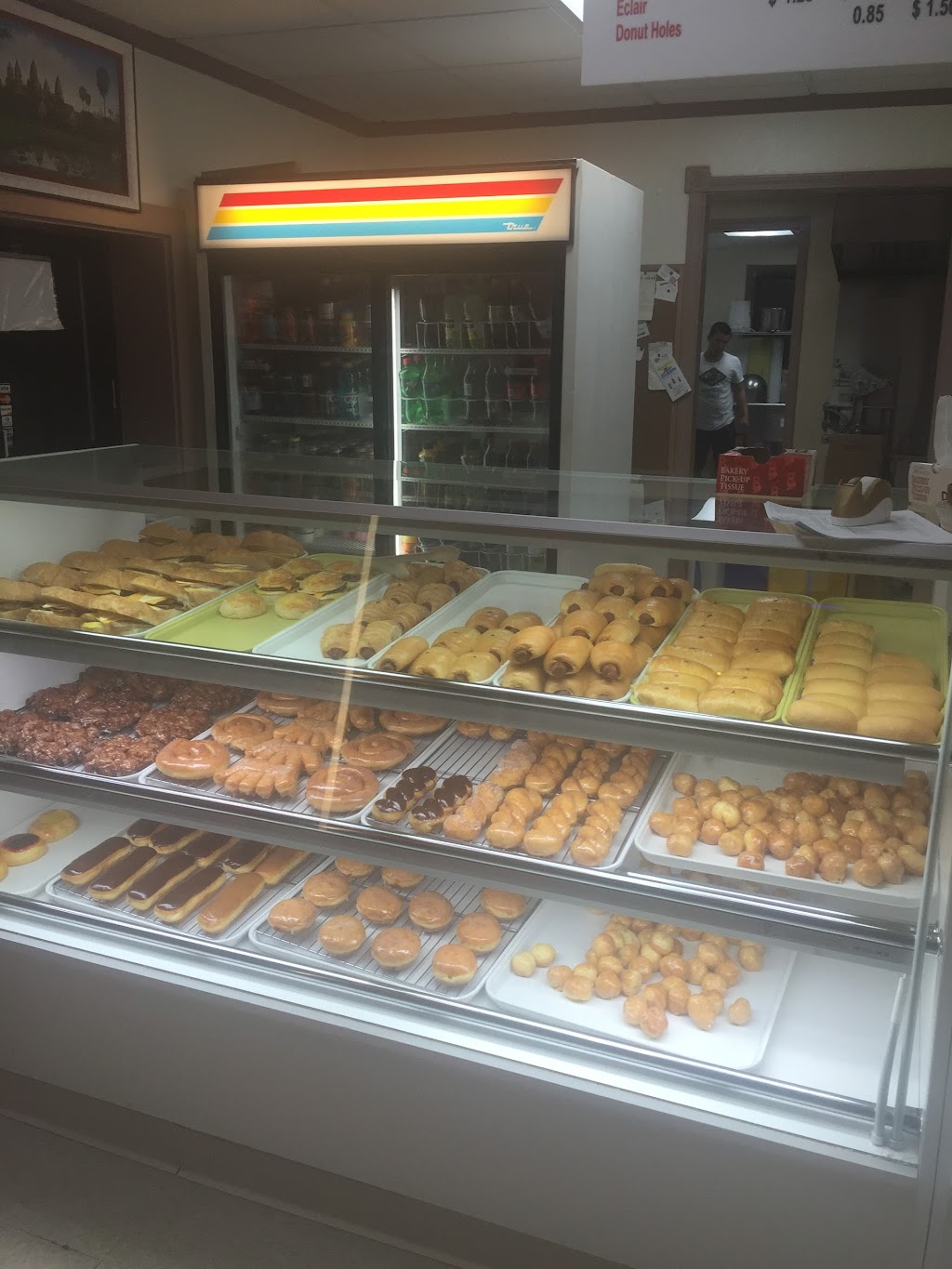 Lytle Donuts | 15320 Main St, Lytle, TX 78052, USA | Phone: (830) 772-6039